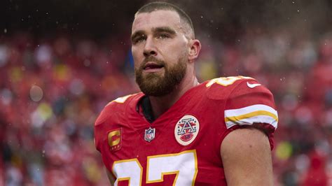 https://www.nickiswift.com/img/gallery/travis-kelce-the-complete-transformation-of-the-kansas-city-chiefs-player/intro-1696785981.jpg