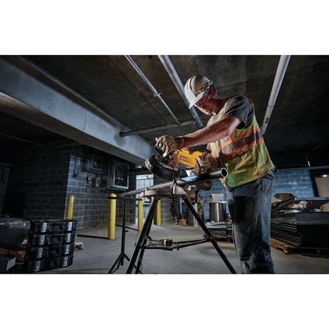 DEWALT 20-Volt 0.5-in Portable Band Saw (Bare Tool) DCS376B at Lowes.com