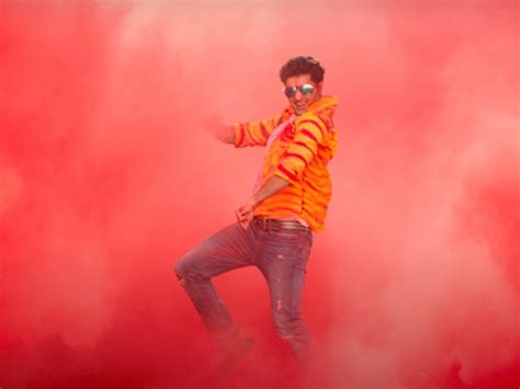 Holi 2022 Bollywood Songs Playlist Listen To These 10 Best Songs On ...