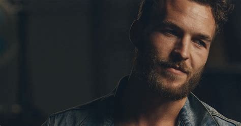 Interview Shot Example 的图像结果