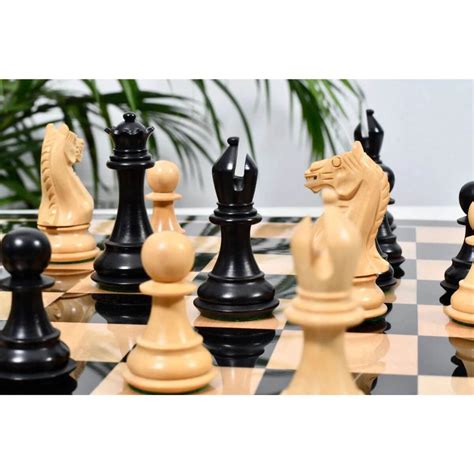 Chessbazaar Fierce Knight Chess Pieces In Ebonized/Boxwood - 4.0" King ...