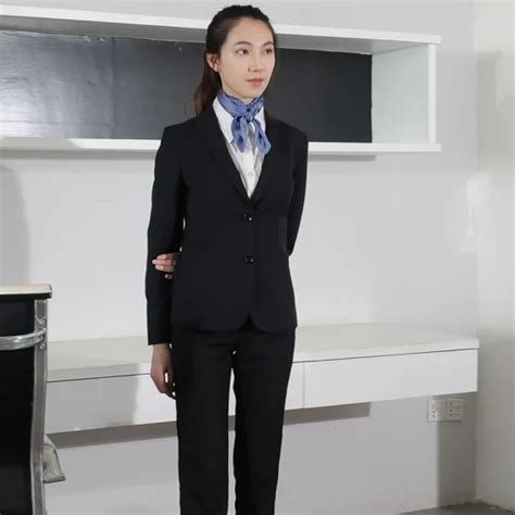 Suit Woman 的图像结果