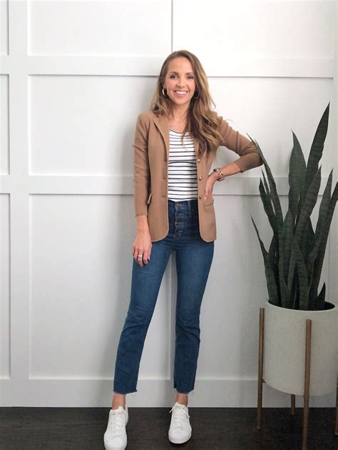 Sweater Blazer - 4 Cute Ideas on How to Wear It| Merrick's Art