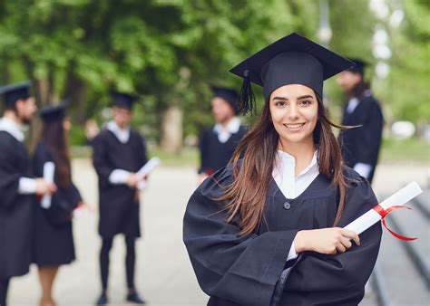 Alumnus, Alumni, Alumna, Alumnae - Get It Write