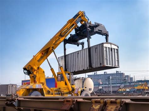 Crane Operator Course - 9006760310 :: crane operator certification, India