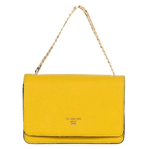 Gift guide inspired by the Royal Wedding | Architectural Digest ...