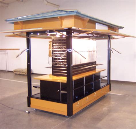 Exterior retail merchandising unit or kiosk | Merchandising Frontiers Inc