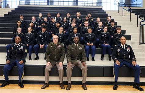 Army officers take message of service to high school students | Article ...