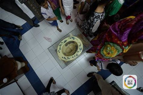 印度人上厕所为什么不带纸 | 地球日报