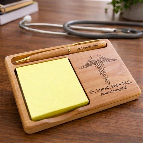 Personalised Wooden Desk Organiser with Engraved Pen & Notepad Holder ...