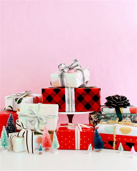 Holiday Gift Wrap Pairings