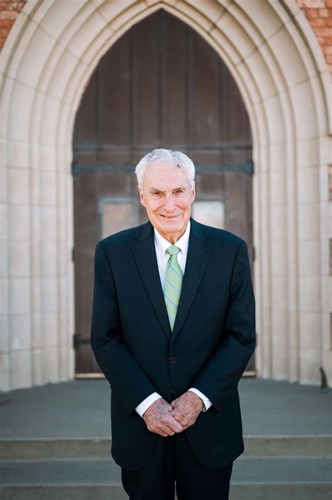 Boxwell - Meet Mike Boxwell, third-generation owner and funeral ...