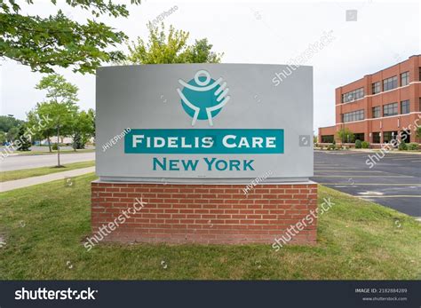 Fidelis Care Logo