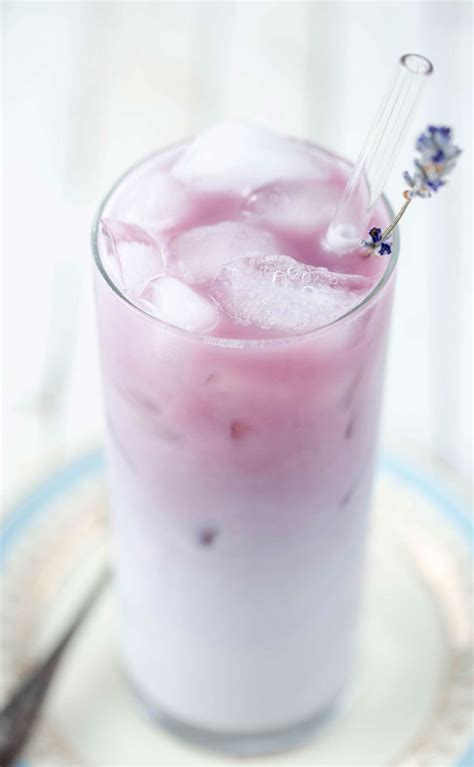 Iced London Fog Tea Latte at Michael Dittmer blog