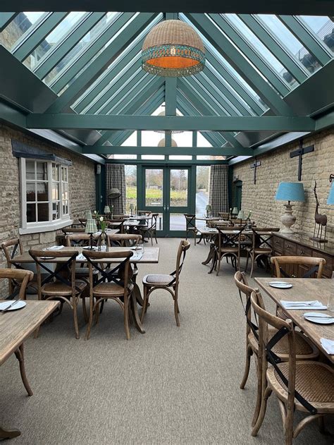 THE WHITE HART (Ufford) - Inn Reviews, Photos, Rate Comparison ...