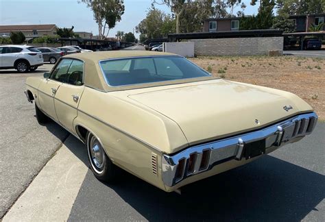 Unrestored 1970 Chevrolet Impala Is Fully Original, Flexes Super-Low ...