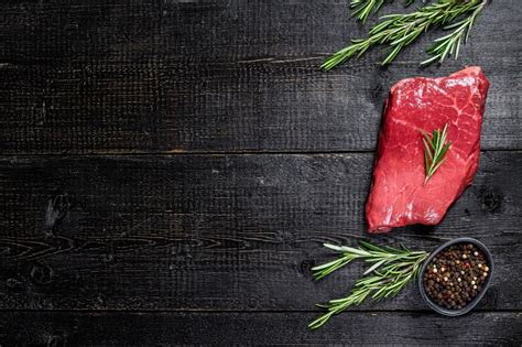 Entrecote. Rund vlees. Bovenaanzicht | Premium Foto