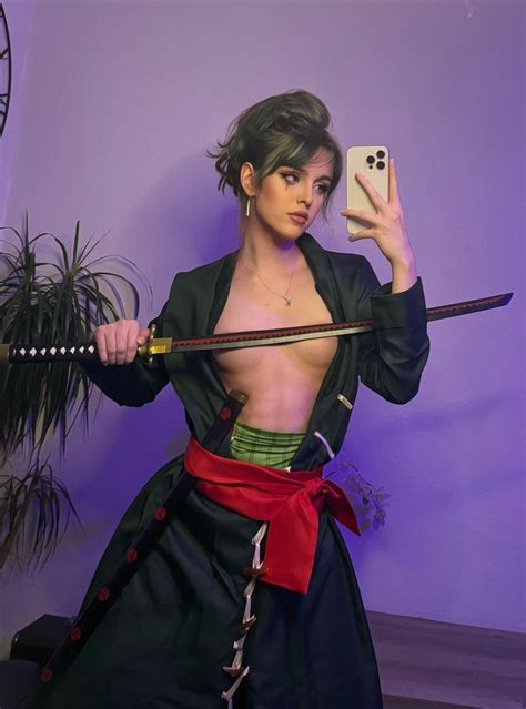 Desiluted - Cosplayer | CosplayCodex