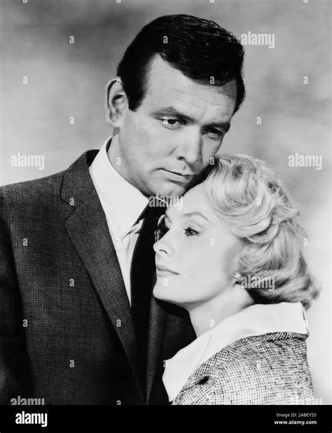 TWENTY PLUS TWO, from left: David Janssen, Dina Merrill, 1961 Stock ...