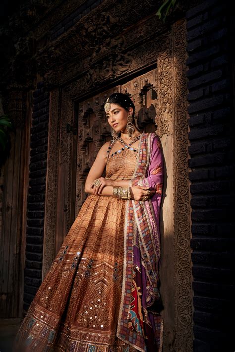 TR 303-KAFIYA – The Royaleum Atelier
