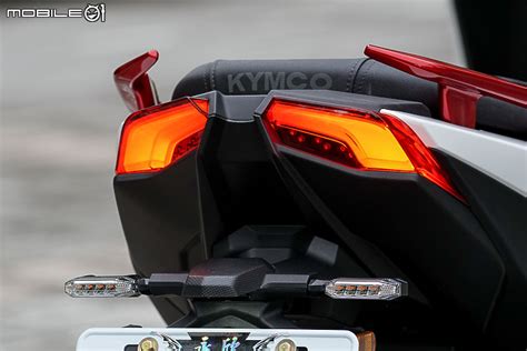 KYMCO KRV DDS 版重點試駕｜操控完整釋放 硬派騎士專屬 - Mobile01