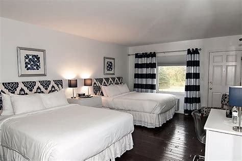 THE INN ON MAIN (Wolfeboro) - Motel Reviews & Photos - Tripadvisor