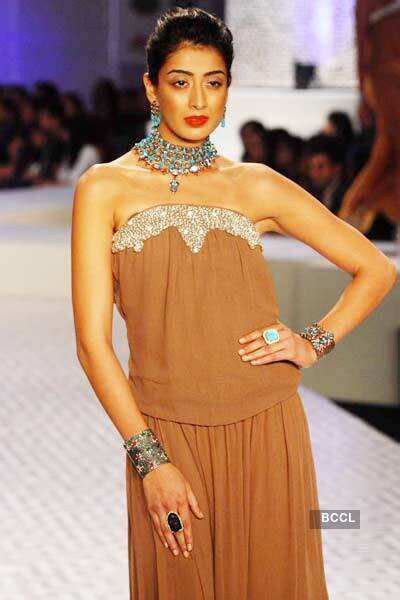 Models showcase the creations by Queenie Singh on Day 2 of HDIL Couture ...