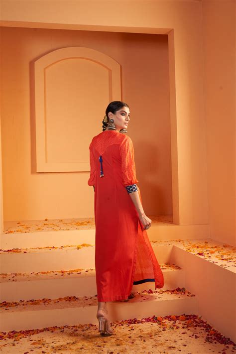 Ready to Wear – Khinkhwab