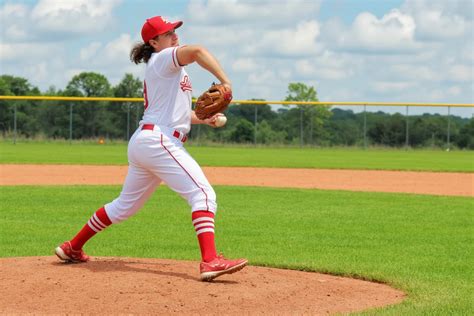 Sinker Baseball 的图像结果