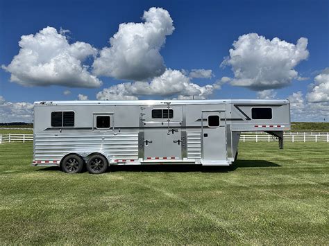 New 2026 4-Star Trailers 2+1 GN Horse Trailer for sale in Randolph, MN