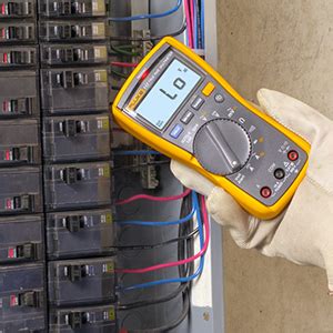 Fluke 117 True Rms Digital Multimeter : Amazon.in: Industrial & Scientific