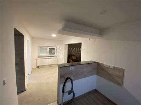 Kuća Voloder, Popovača, 177m2, kuća, površina 177m2