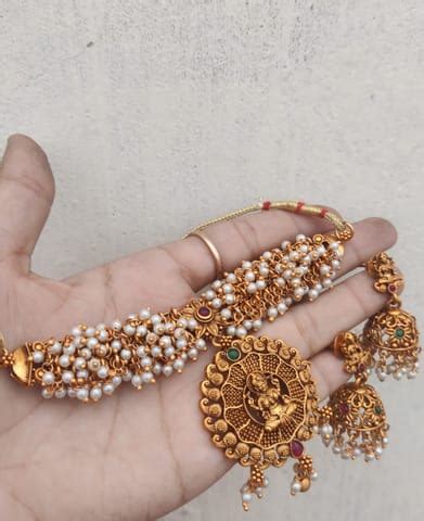 Guttapusulu temple choker