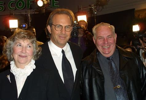 Una vita da Kevin Costner: le foto del sex symbol più irresistibile ...