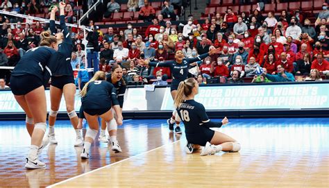 The top 9 moments from the 2022 DI women's volleyball tournament | NCAA.com