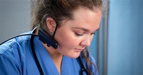 Irish firm’s wearable camera allows paramedics stream to hospitals ...