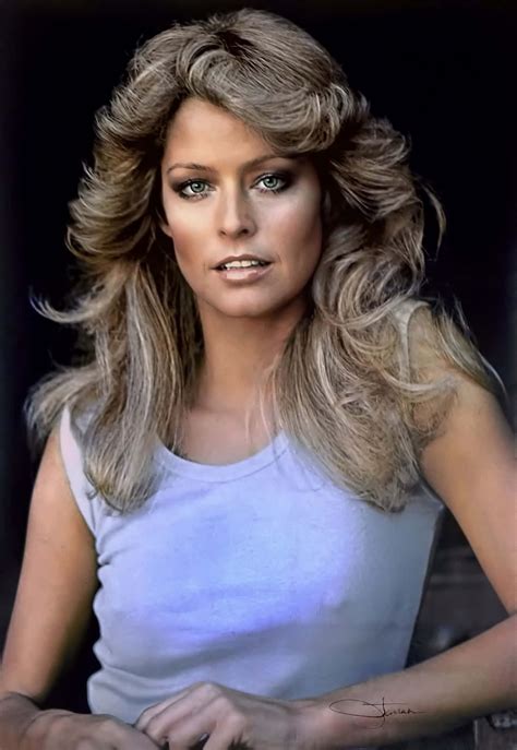 Download Farrah Fawcett smiles for the camera | Wallpapers.com