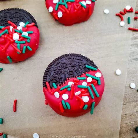 Christmas Oreo Cookies: A Fun Holiday Treat