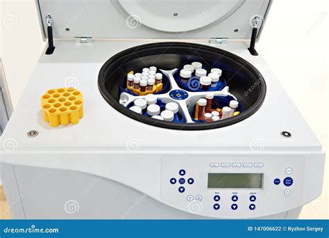 Centrifuge Laboratory Apparatus