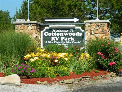 RV Campgrounds Kansas City MO: Best Spots to Stay