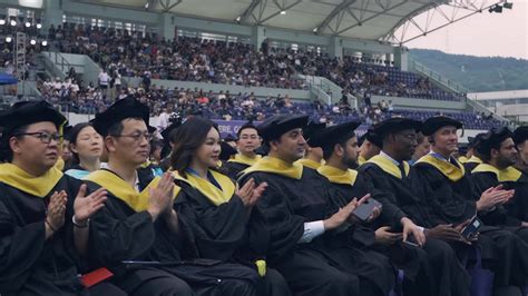 安徽医科大学学校隆重举行2020届毕业生“云端”线下毕业典礼