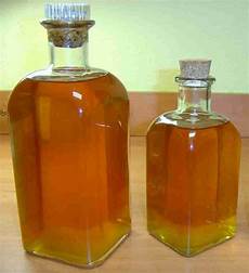 liquore fatto in casa liquore alle pere fatto in casa le ricette di grazia liquore fatto in casa liquore alle pere fatto in casa le ricette di grazia