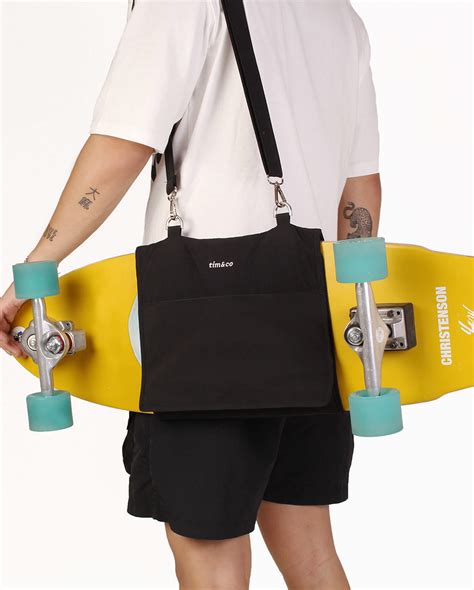 Nylon Skateboard Bag : Black - TIM & co