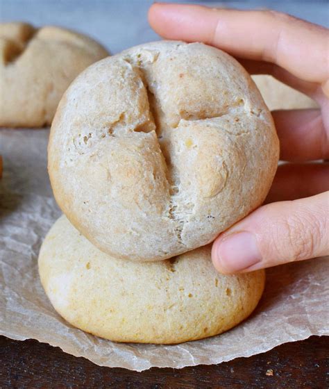 Gluten Free Buns (Bread Rolls) | Vegan, Oil-Free Recipe - Elavegan