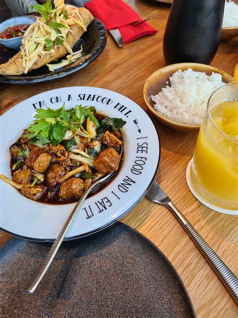 Lah Lah - Dubai Restaurant - HappyCow