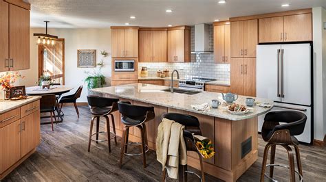 Oak Cabinets Colours Home Design Ideas Oak Kitchen Cabinets Design Ideas