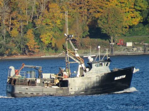 MARTIN, Fishing vessel - Details and current position - MMSI 368100280 ...