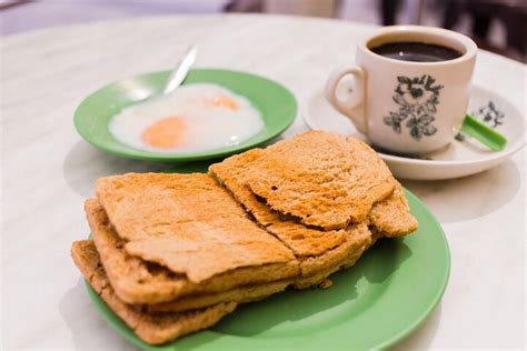 Around Singapore in 15 Dishes – Singapore Trip Ideas | Viator.com