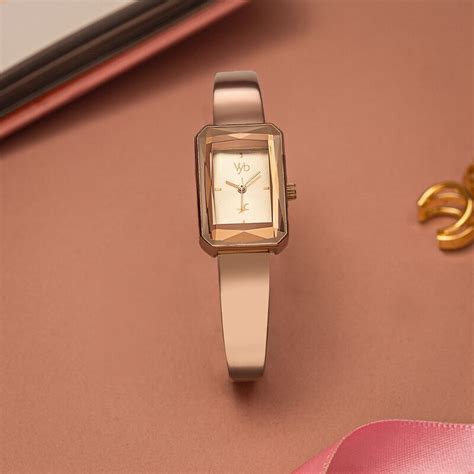 Buy Online Vyb Diva By Fastrack Quartz Analog Pink Dial Metal Strap ...