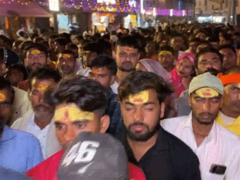 Rahul Gandhi Diwali Celebration, Ghantewala Sweet Shop, Laddu, Imarti ...